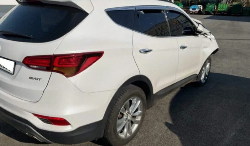 
								HYUNDAI SANTA FE full									