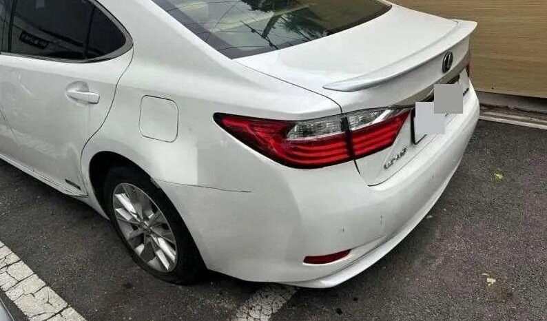 
								LEXUS ES300h full									
