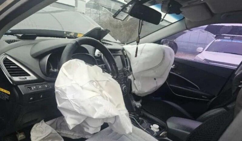 
								HYUNDAI SANTA FE full									