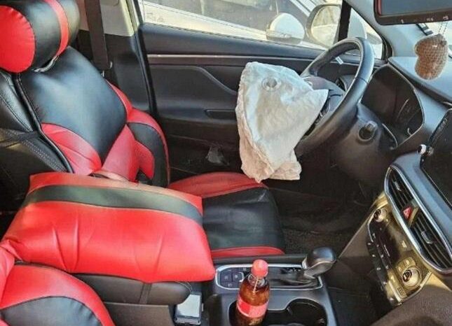 
								HYUNDAI SANTA FE full									