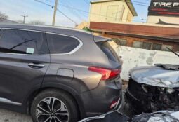 
										HYUNDAI SANTA FE full									