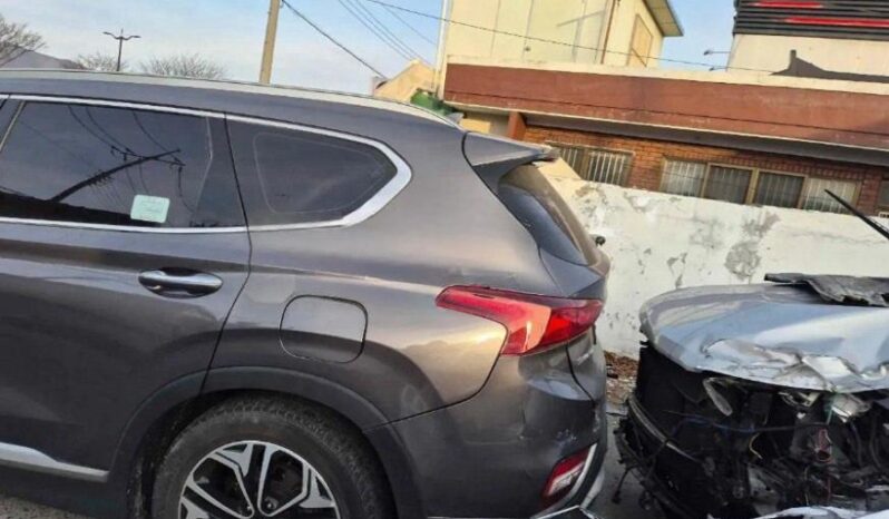 
								HYUNDAI SANTA FE full									