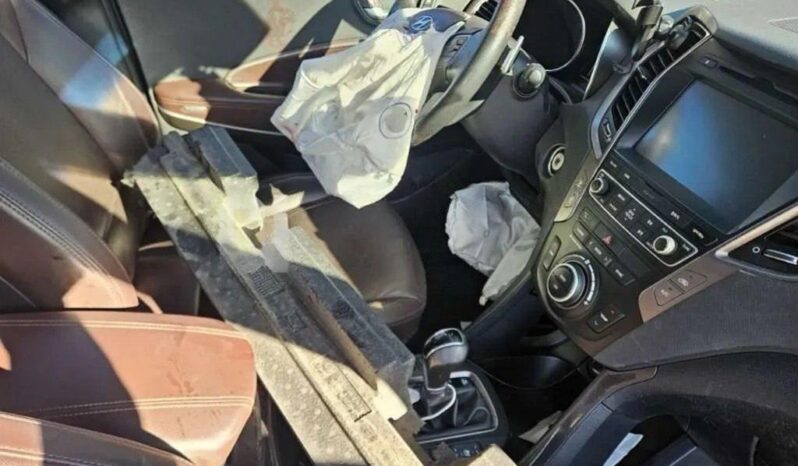 
								HYUNDAI SANTA FE full									