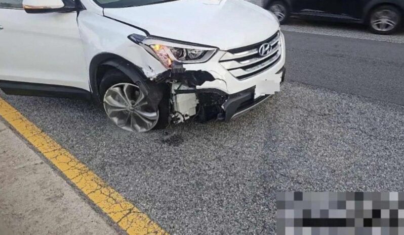 
								HYUNDAI SANTA FE full									