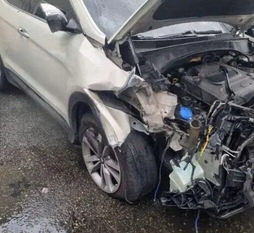 
								HYUNDAI SANTA FE full									