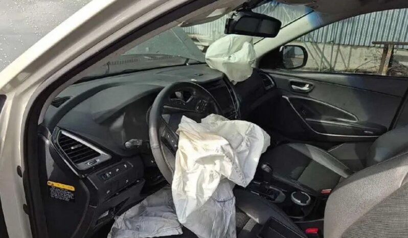 
								HYUNDAI SANTA FE full									