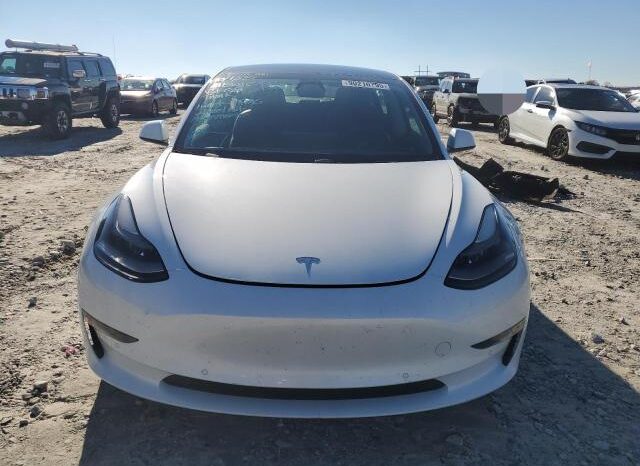 
								Tesla model 3 full									