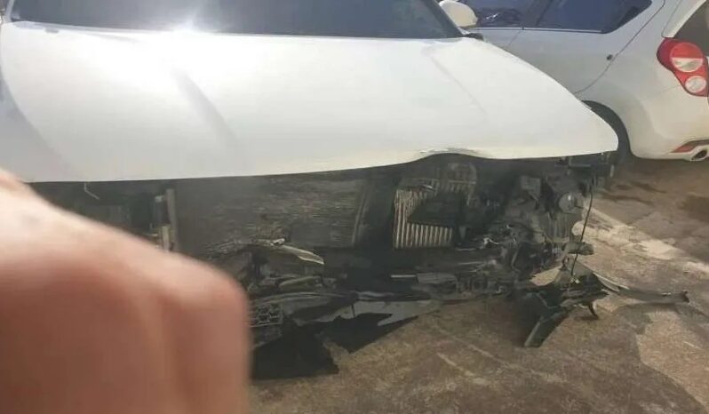 
								HYUNDAI SANTA FE full									