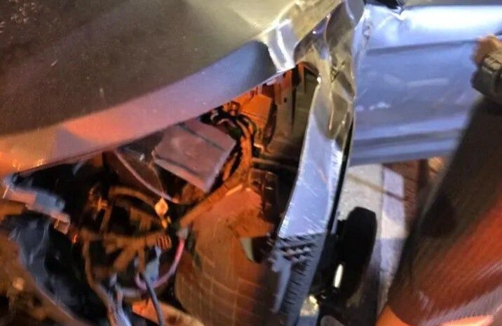 
								HYUNDAI SANTA FE full									