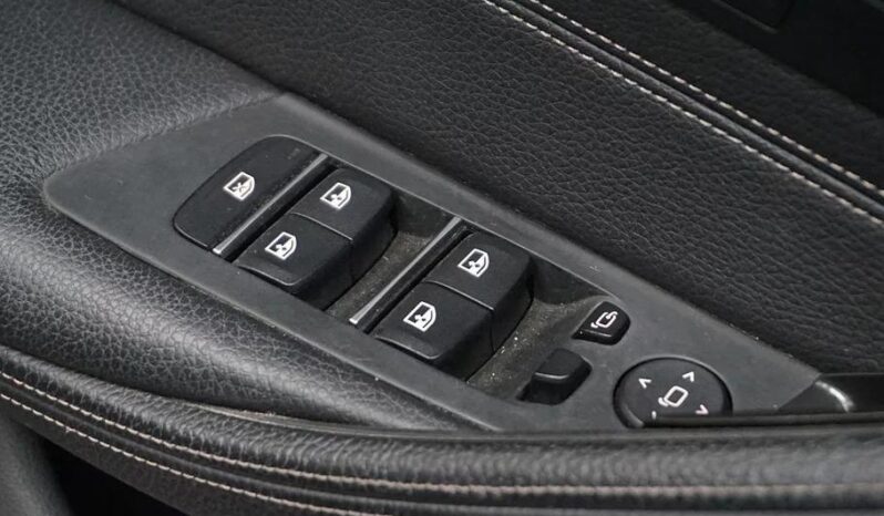 
								BMW 520d Xdrive full									