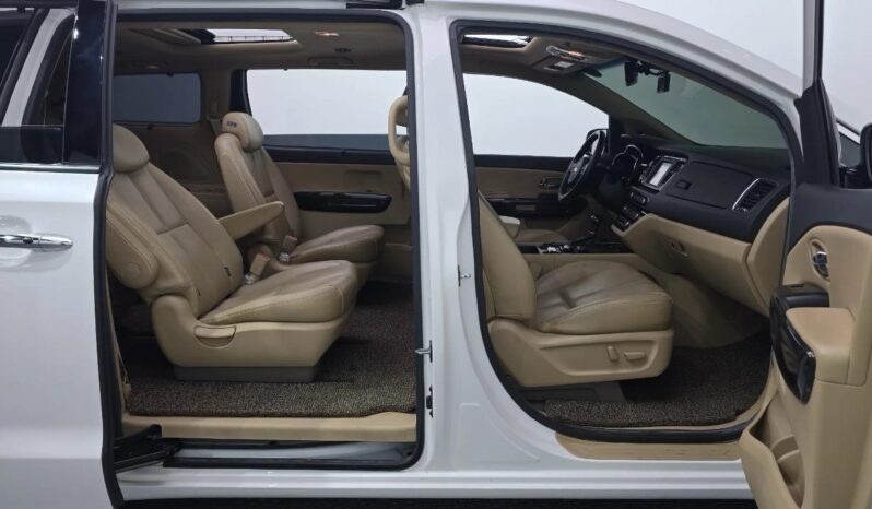 
								KIA CARNIVAL full									