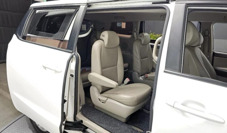 
								KIA CARNIVAL full									