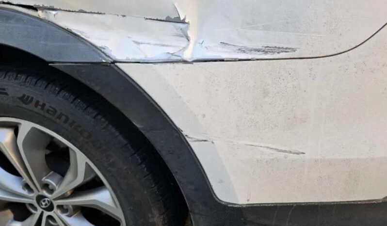 
								HYUNDAI SANTA FE full									