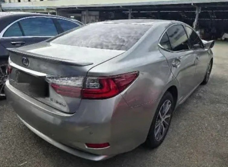 LEXUS ES300h