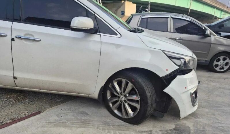 
								HYUNDAI SANTA FE full									