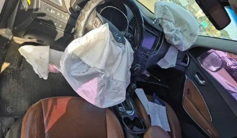 
								HYUNDAI SANTA FE full									