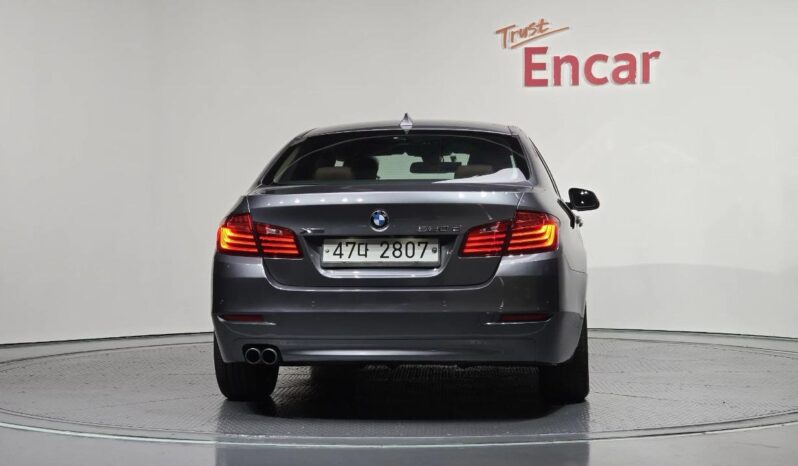 
								BMW 520d Xdrive full									