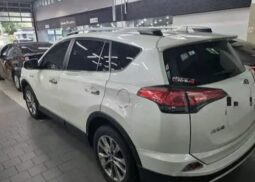 
										TOYOTA RAV 4 HV full									