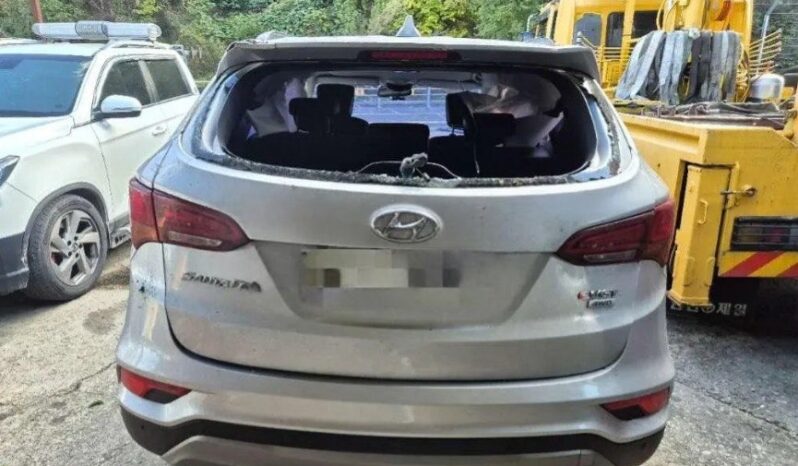 
								HYUNDAI SANTA FE full									