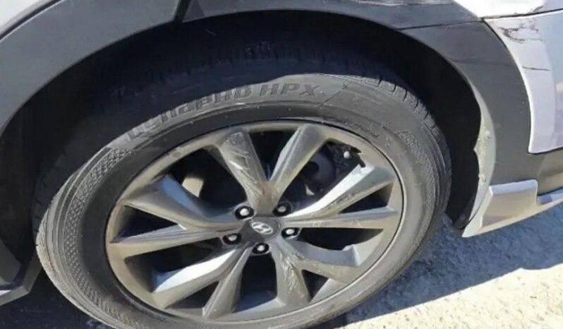 
								HYUNDAI SANTA FE full									