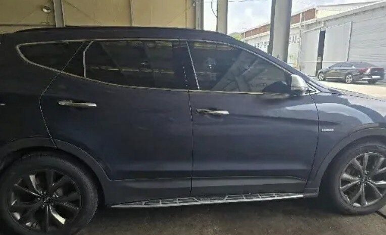 
								HYUNDAI SANTA FE full									