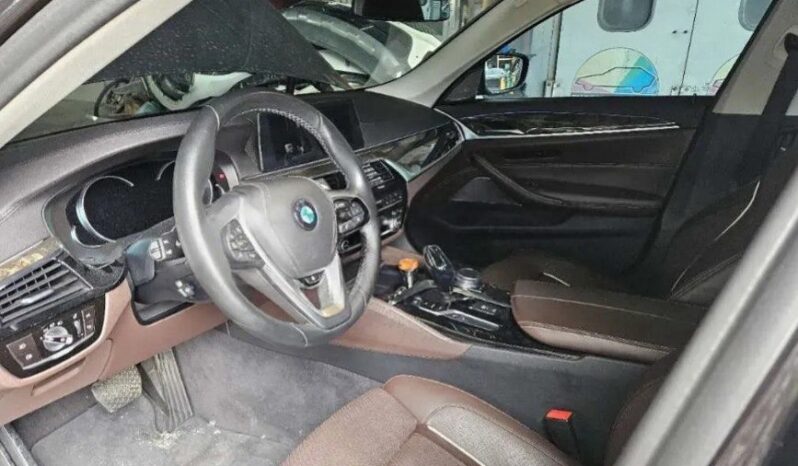 
								BMW 530d full									