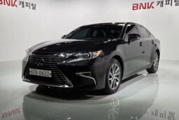 
										LEXUS ES300h full									