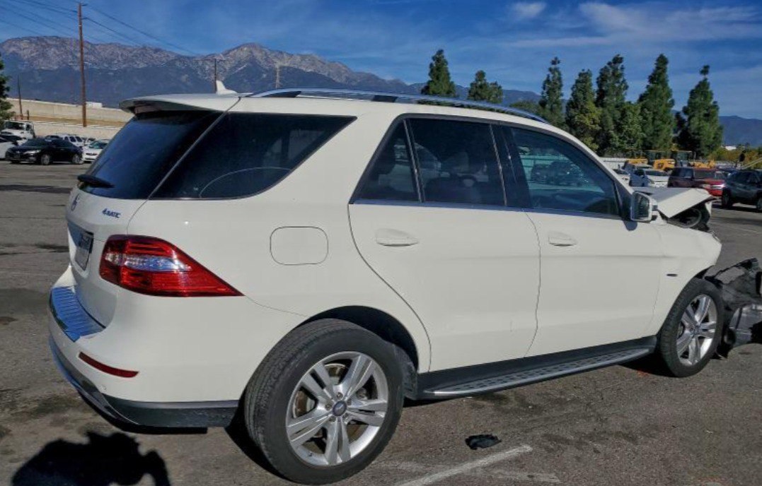 MERCEDES BENZ ML 350D BlueTEC