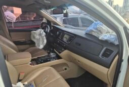 
										HYUNDAI SANTA FE full									