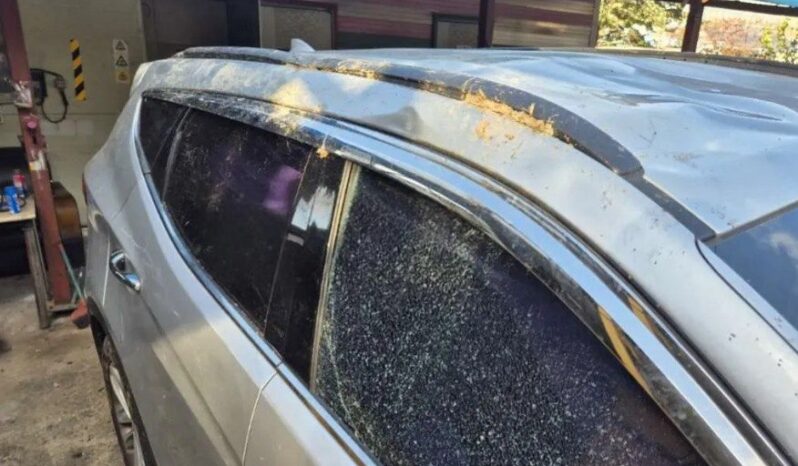 
								HYUNDAI SANTA FE full									