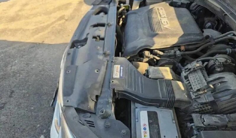 
								HYUNDAI SANTA FE full									