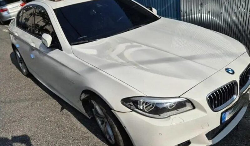 
								BMW 520d Xdrive full									