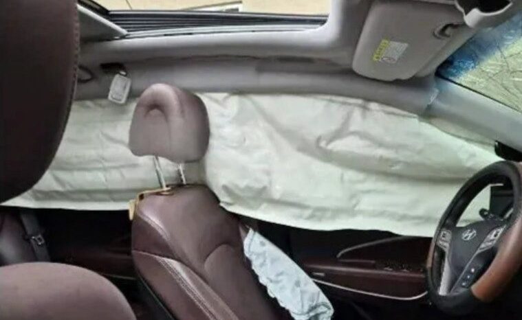 
								HYUNDAI SANTA FE full									