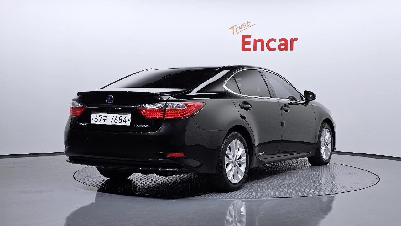LEXUS ES300h