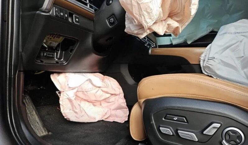 
								HYUNDAI SANTA FE full									