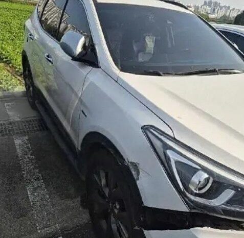 
								HYUNDAI SANTA FE full									