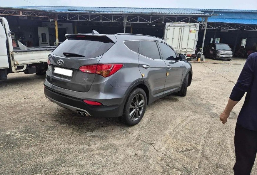 HYUNDAI SANTA FE