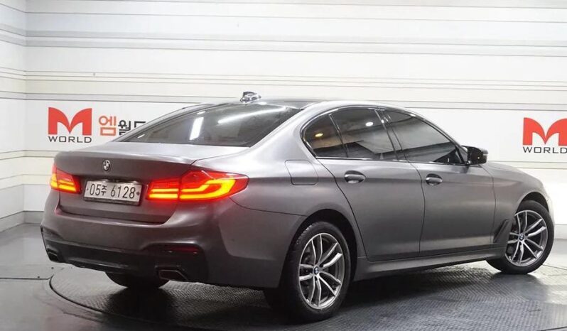 
								BMW 520d Xdrive full									