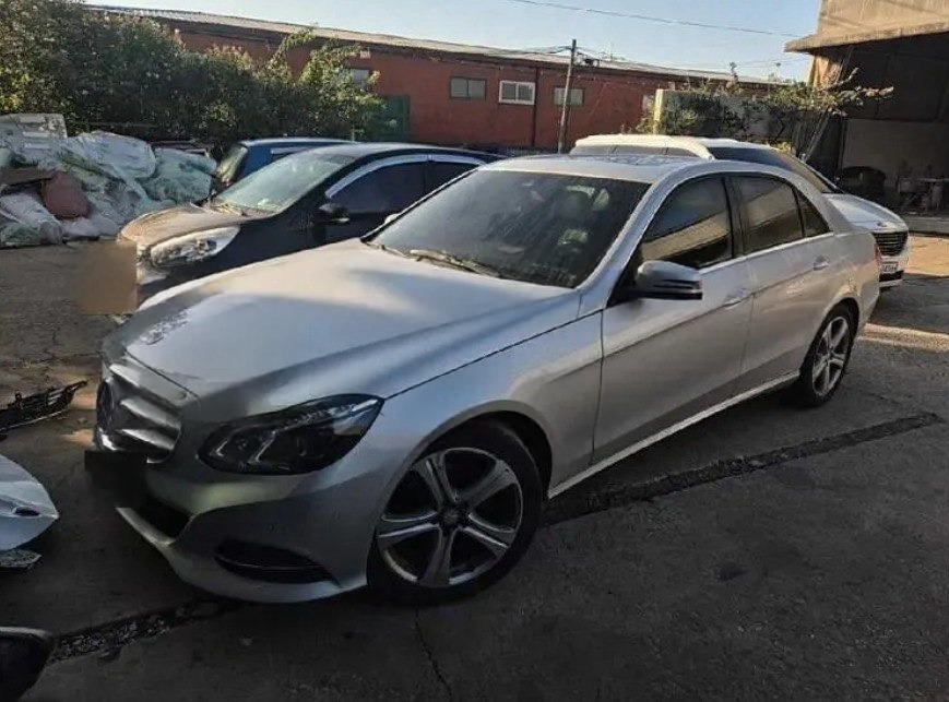 MERCEDES BENZ E220 CDi