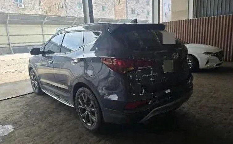 
								HYUNDAI SANTA FE full									