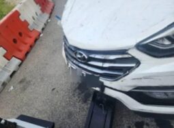 
										HYUNDAI SANTA FE full									
