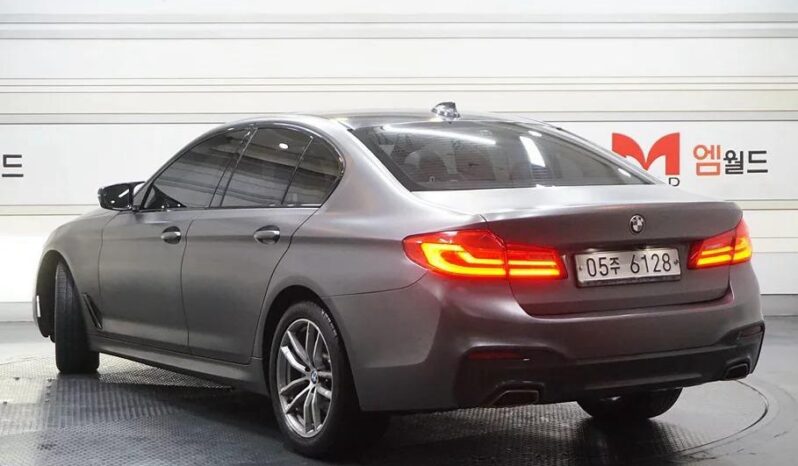 
								BMW 520d Xdrive full									