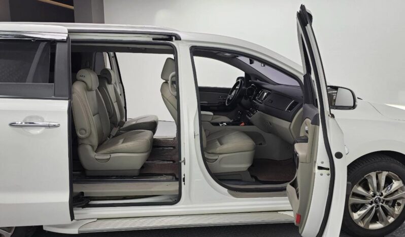 
								KIA CARNIVAL full									