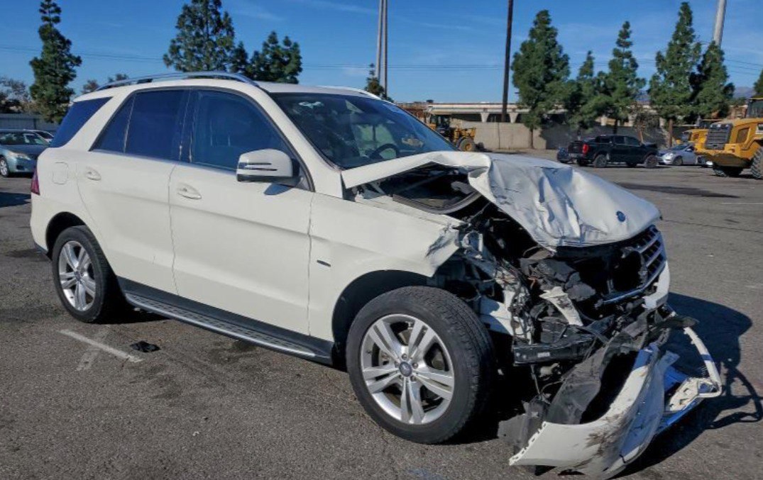 MERCEDES BENZ ML 350D BlueTEC