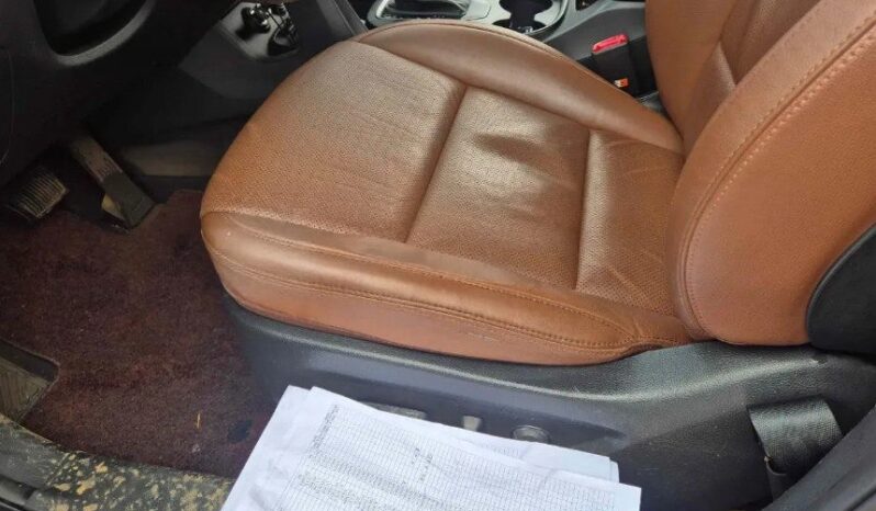 
								HYUNDAI SANTA FE full									