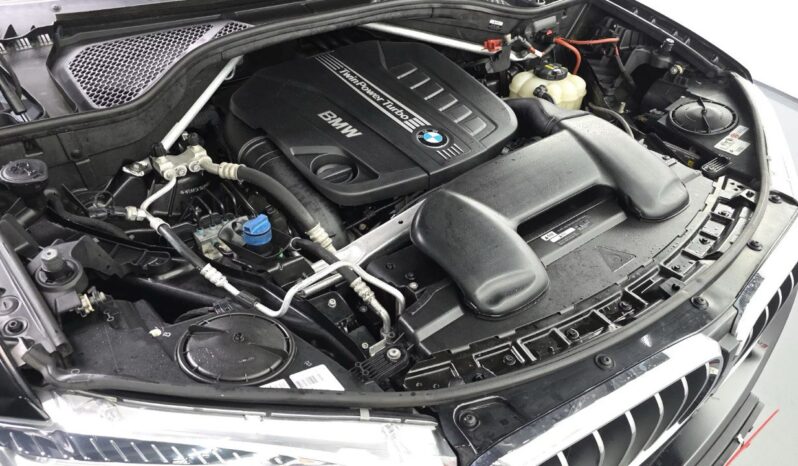 
								BMW X5 Xdrive30d M Sport full									