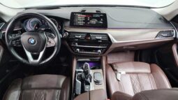 
										BMW 520d Xdrive full									