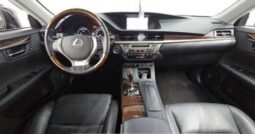 
										LEXUS ES300h full									