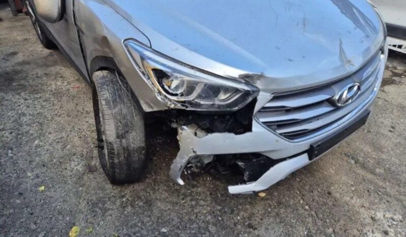 
								HYUNDAI SANTA FE full									