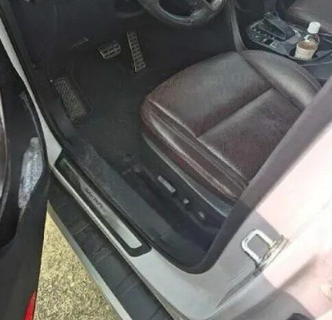 
								HYUNDAI SANTA FE full									